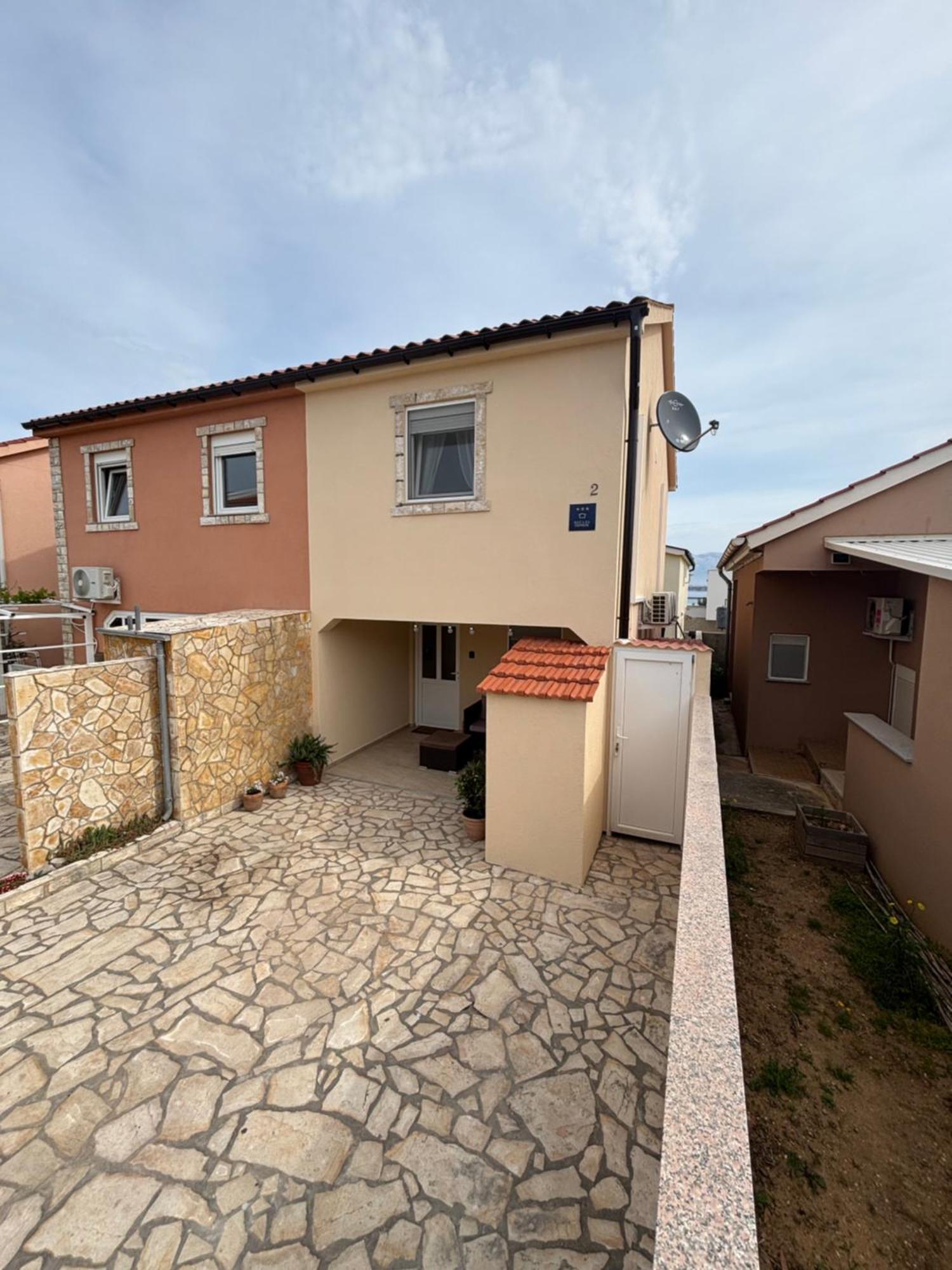 Holiday House Matej Vir Bagian luar foto